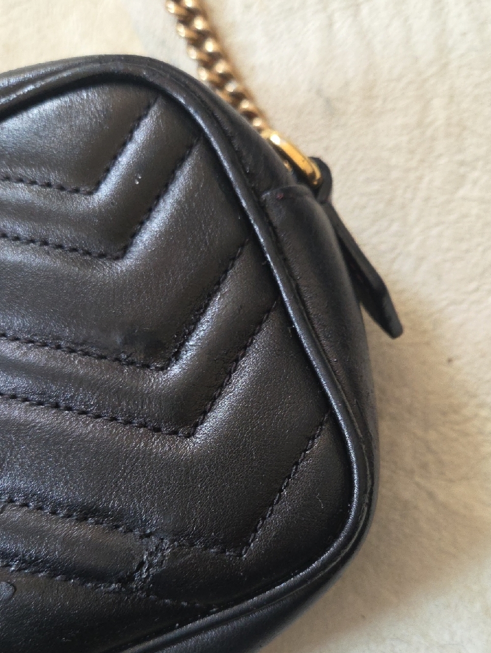 Gucci Black Mini Marmont Bag - Picture 3 of 16